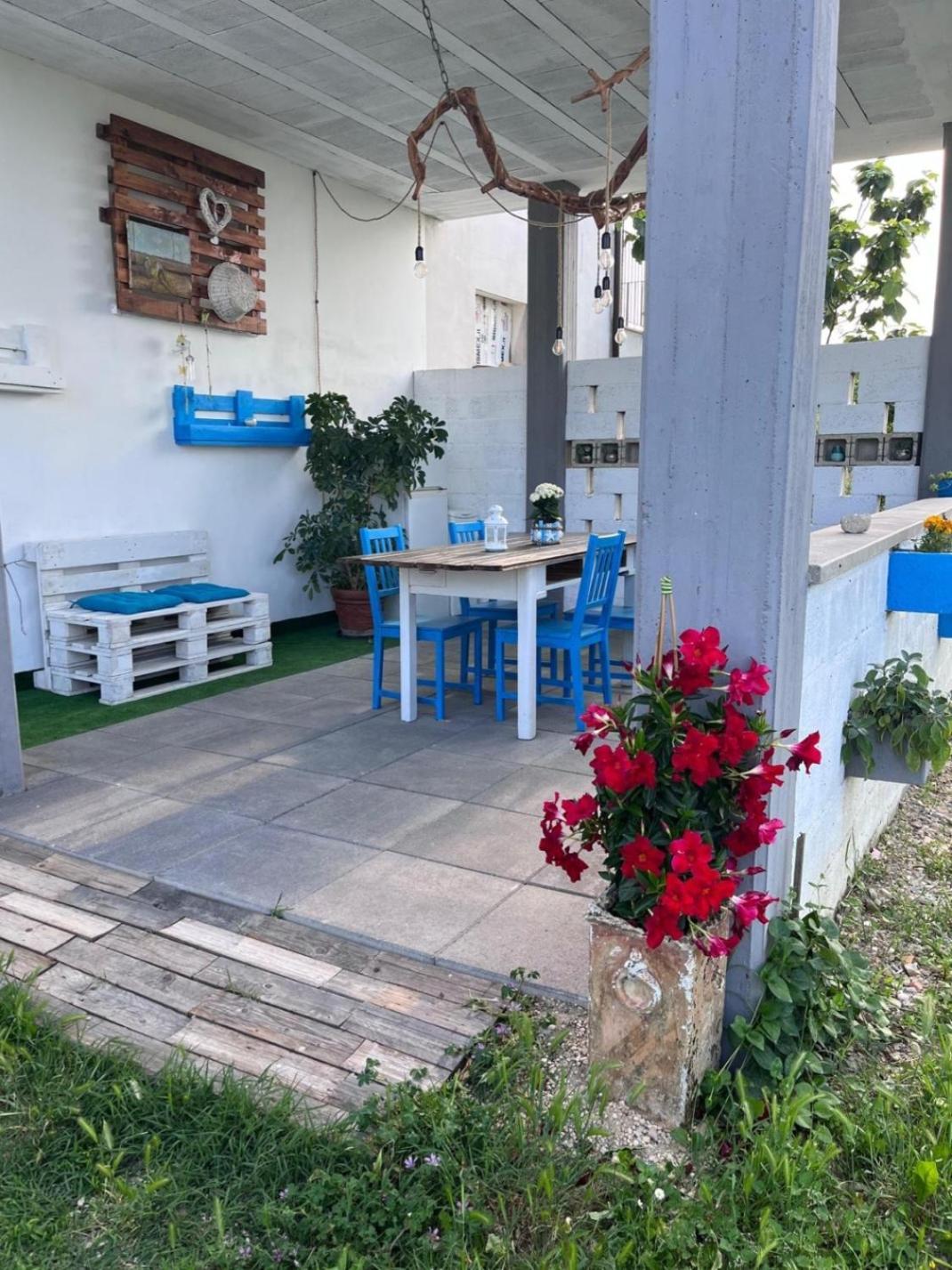 B&B La Casa In Campagna Collecorvino Екстер'єр фото