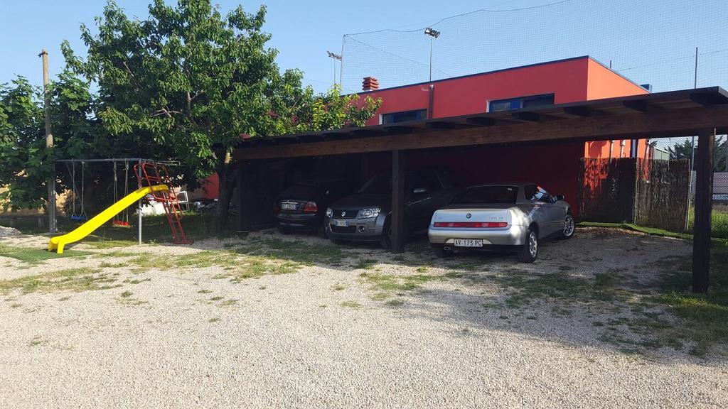 B&B La Casa In Campagna Collecorvino Екстер'єр фото