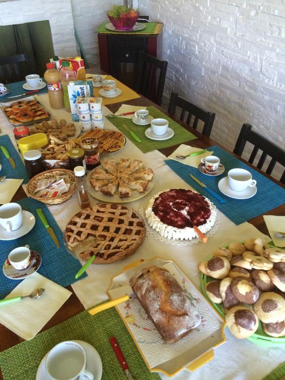 B&B La Casa In Campagna Collecorvino Екстер'єр фото